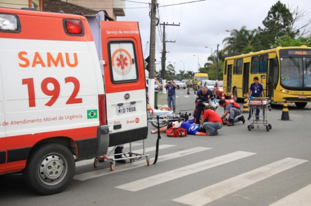 Adiada a Simulação de acidente de trânsito