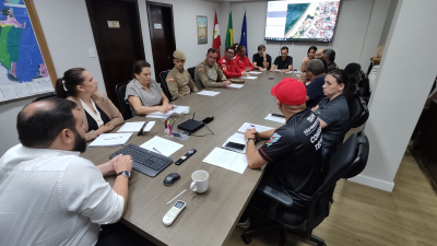 Prefeitura de São Francisco do Sul realiza reunião para alinhar detalhes da temporada de verão